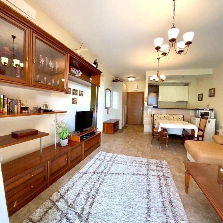 2 bedroom with pool Becici one - Apartman sa 2 Spavaće Sobe - 3