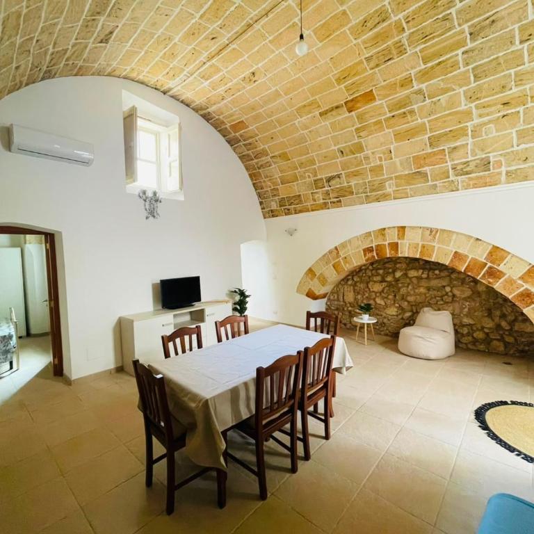 La Casa di Nino - Appartamento con 2 Camere da Letto e Terrazza - 8