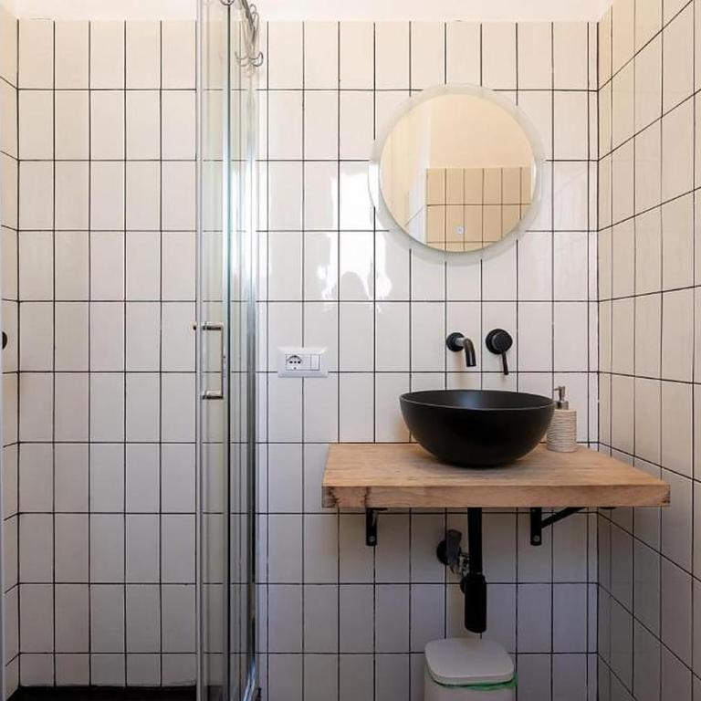 ReRent Rooms - 169 Medaglie d'Oro Guesthouse - Camera Tripla Classic - 26