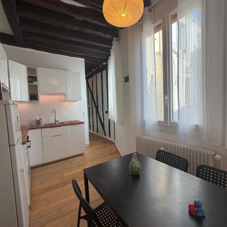 Charming Marais Place des Vosges - Appartement 1 Chambre - 1