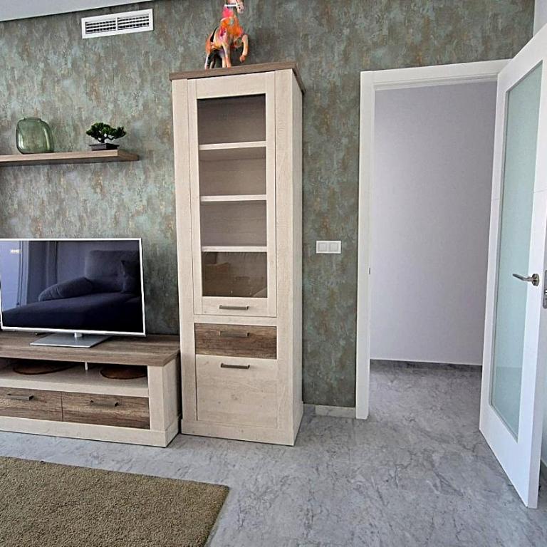 Seaside Splendor Panoramic 3-Bedrooms Oasis - Three-Bedroom Apartment with Sea View - 15