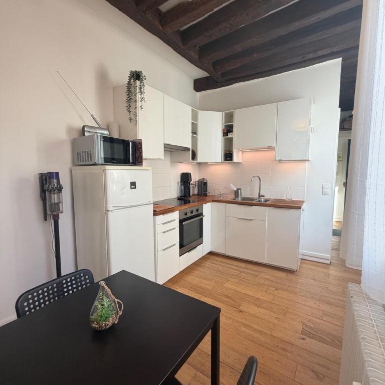 Charming Marais Place des Vosges - Appartement 1 Chambre - 3