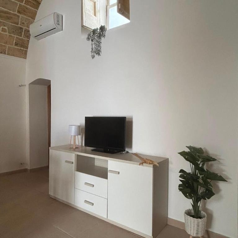 La Casa di Nino - Appartamento con 2 Camere da Letto e Terrazza - 5