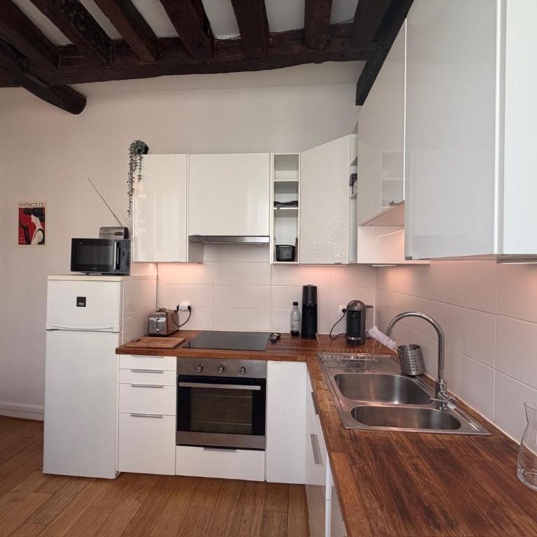 Charming Marais Place des Vosges - Appartement 1 Chambre - 23