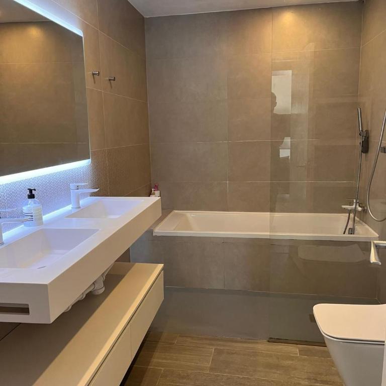 The Riverview Suite Old Town Girona - Apartamento de 2 dormitorios - 19