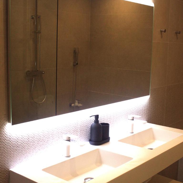 The Riverview Suite Old Town Girona - Apartamento de 2 dormitorios - 20