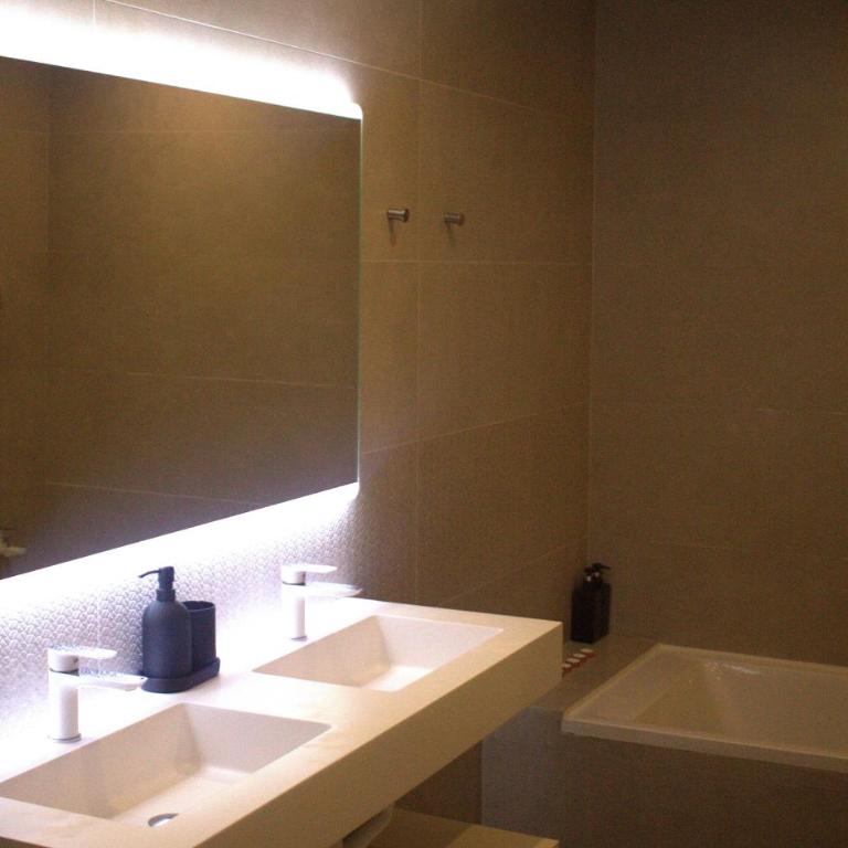 The Riverview Suite Old Town Girona - Apartamento de 2 dormitorios - 21