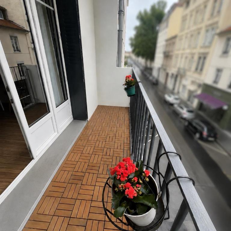 Residence Lyon Centre Gare PartDieu - Parking prive - Superior One-Bedroom Apartment with Balcony - 27