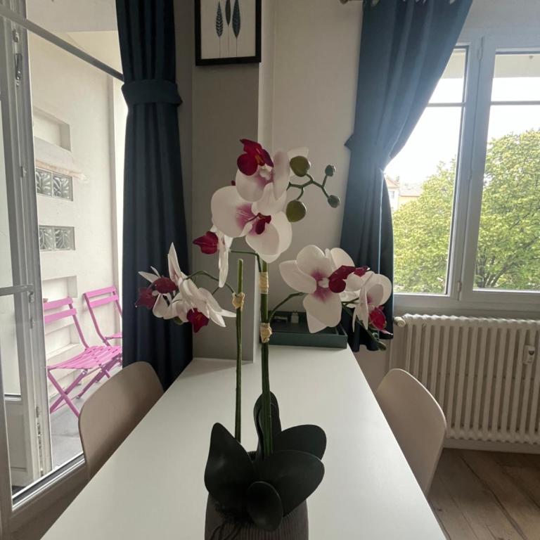 Residence Lyon Centre Gare PartDieu - Parking prive - Superior One-Bedroom Apartment with Balcony - 10
