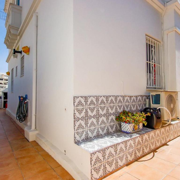 Mediterranean Beach Retreat Spacious 2 Bedroom Home with Patio and Sea Views - Haus mit 2 Schlafzimmern - 9