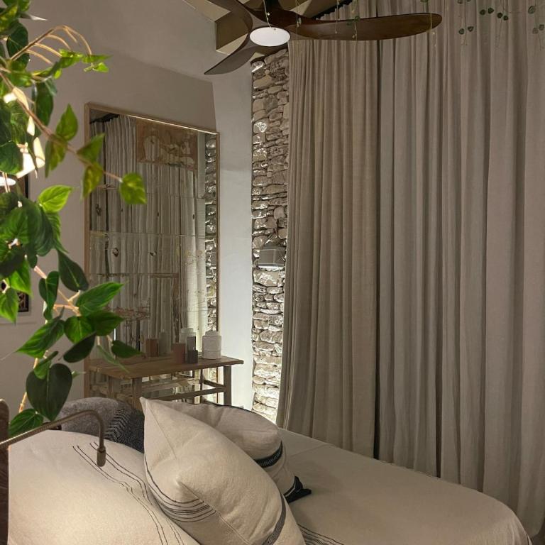 Gordes Maison Coco - Villa 2 Chambres - 76