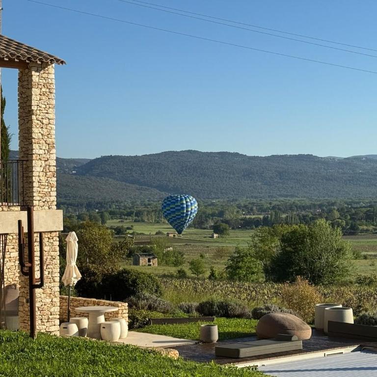 Gordes Maison Coco - Villa 2 Chambres - 83