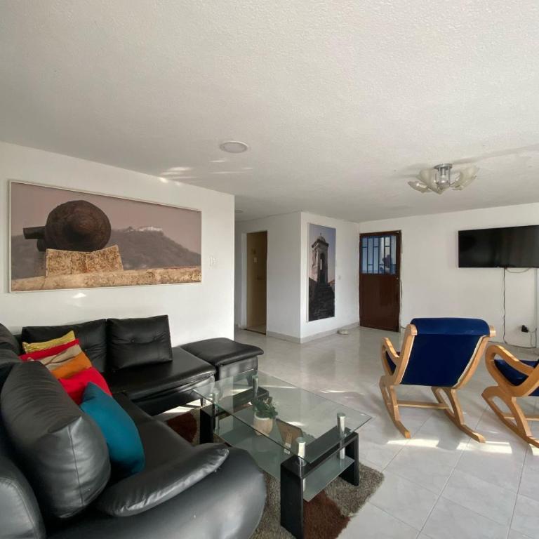Big House - Three-Bedroom Apartment - 22