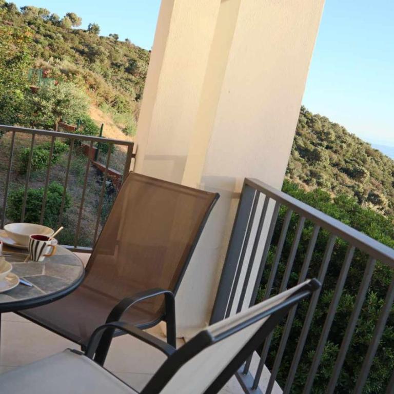 Marbella Resort, Samara. By Houselogy - Apartamento de 3 dormitorios - 4