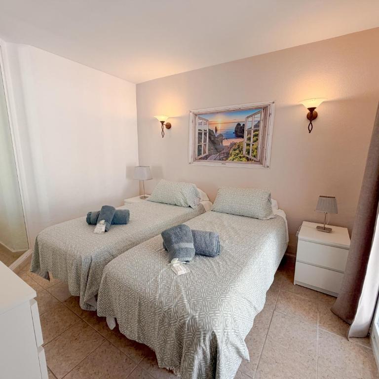 Garden-level Two bedroom apt with pool access - Appartement 2 Chambres - 22
