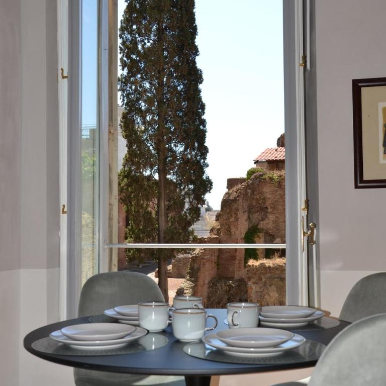 Roma - Una Finestra Incantata sui Fori - Appartamento con 2 Camere da Letto - 7