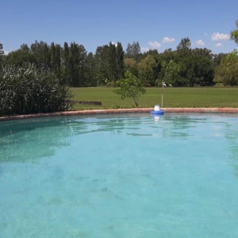 Casa en el campo - casa huéspedes en estupenda chacra de 10 has - Casa de 2 dormitorios - 12