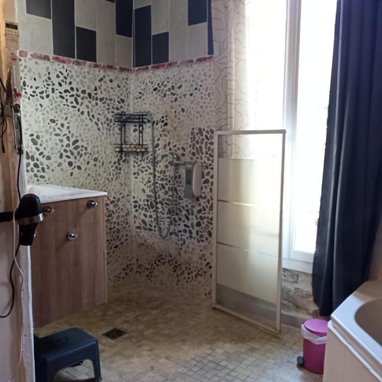 Sète centre ville APPARTEMENT ATYPIQUE F2 (70 m²) - Apartment mit 1 Schlafzimmer - 16