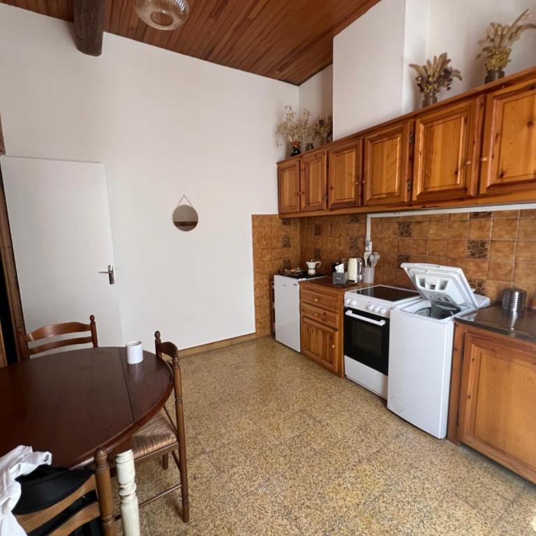 Maison de caractère à Arles - Climatisation - 4 personnes - Appartement 1 Chambre - 9