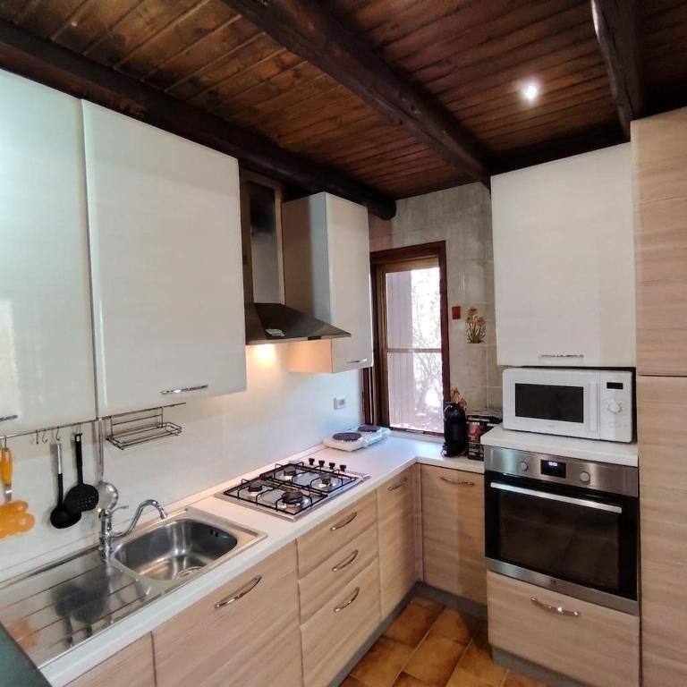 Villa with garden 500 meters from Monte Nai Beach - Casa con 3 Camere da Letto - 9