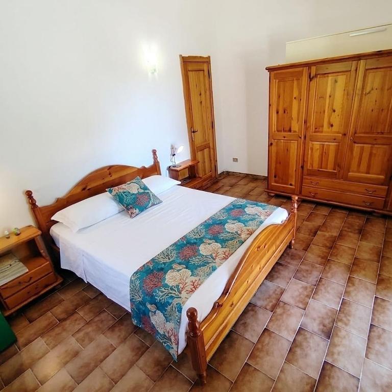 Villa with garden 500 meters from Monte Nai Beach - Casa con 3 Camere da Letto - 11
