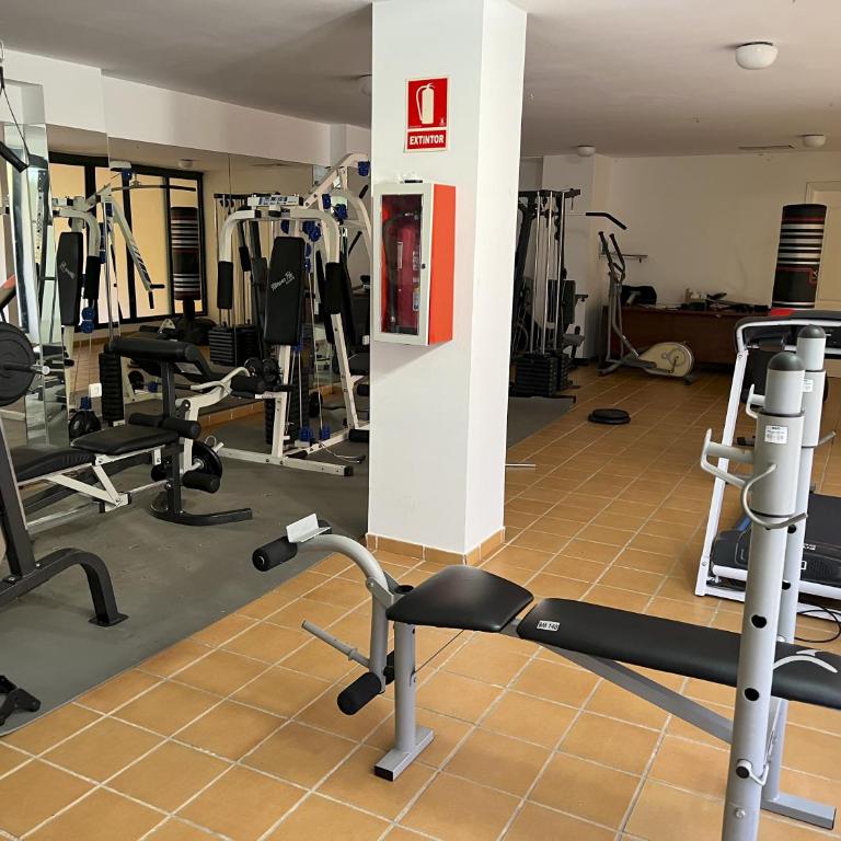 Bright & quiet 2 bedroom with large terrace & pool - Apartment mit 2 Schlafzimmern - 24