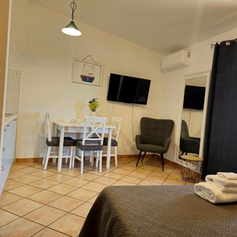 Casa Giulia Olbiamare - Studio - 8