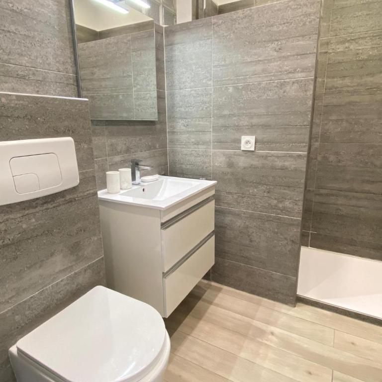 Carré d’Or super 2 pièces - One-Bedroom Apartment - 10