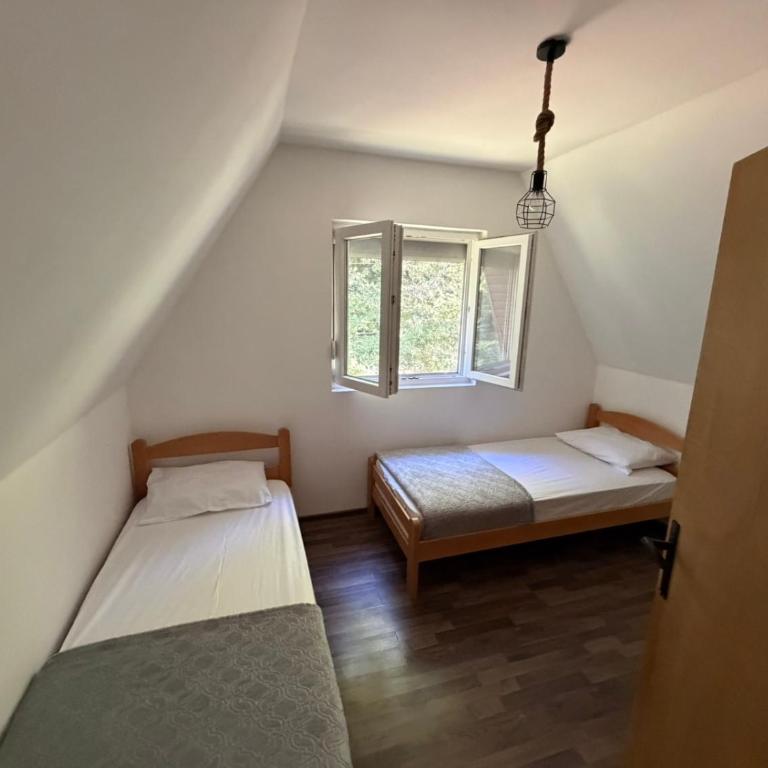 Peak & Pine Kolašin - Kuća sa 2 Spavaće Sobe - 19