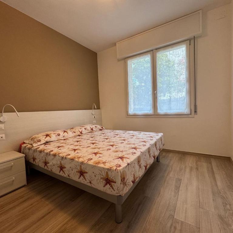 Beachfront, modern flat with lovely garden - Appartamento - 4