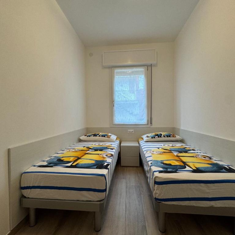 Beachfront, modern flat with lovely garden - Appartamento - 5