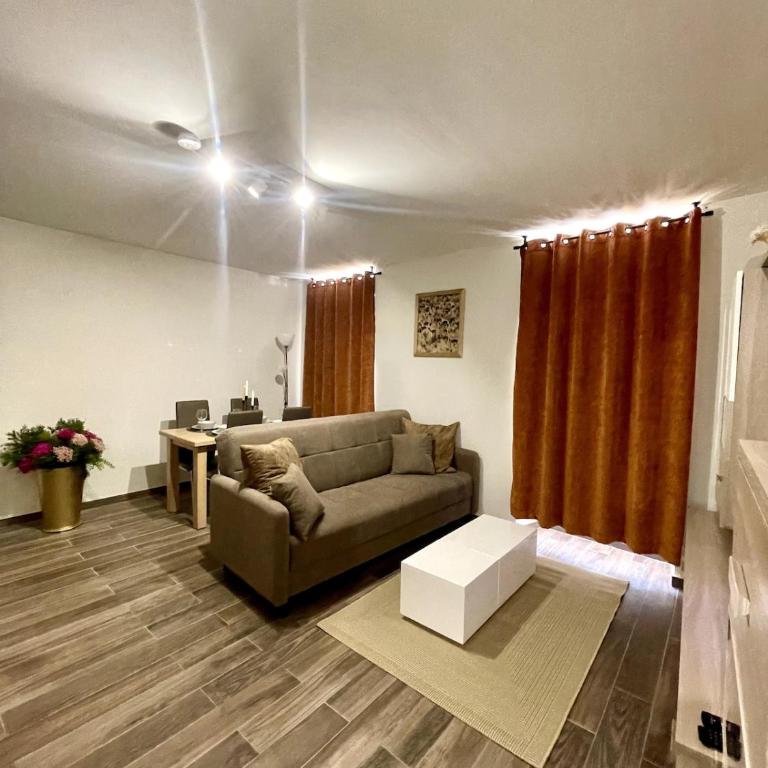 Appartement Moutiers Centre - Two-Bedroom Apartment - 2