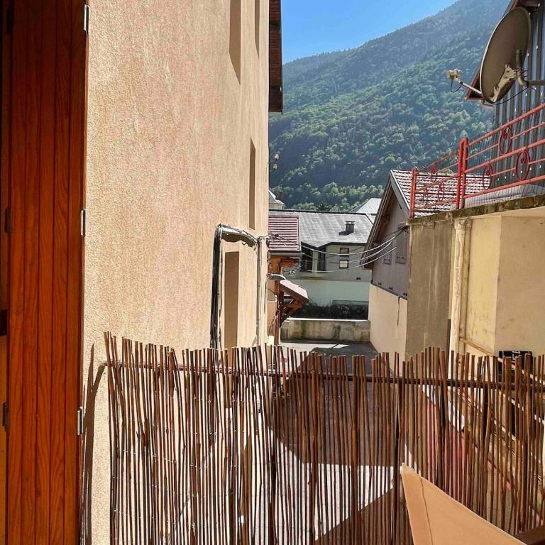 Appartement Moutiers Centre - Two-Bedroom Apartment - 17