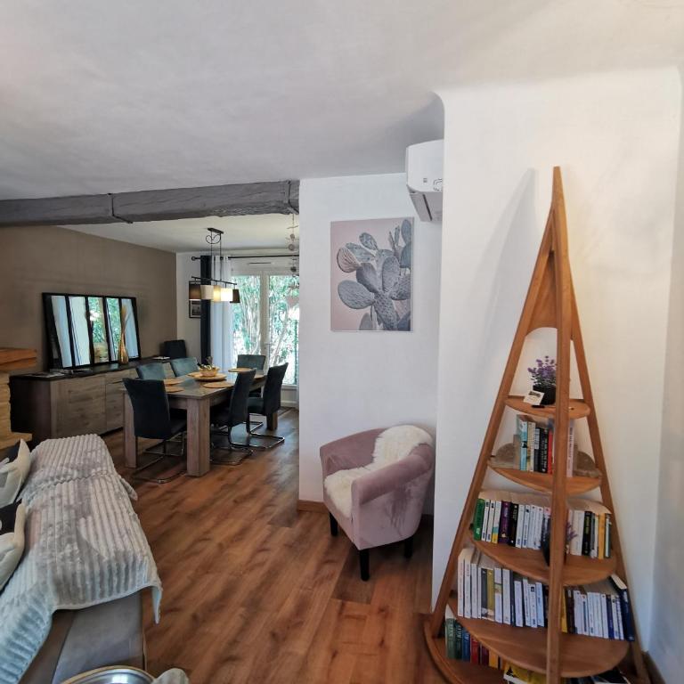 4-Star Air-Conditioned Villa with Heated Pool - Villa avec Piscine Privée - 31