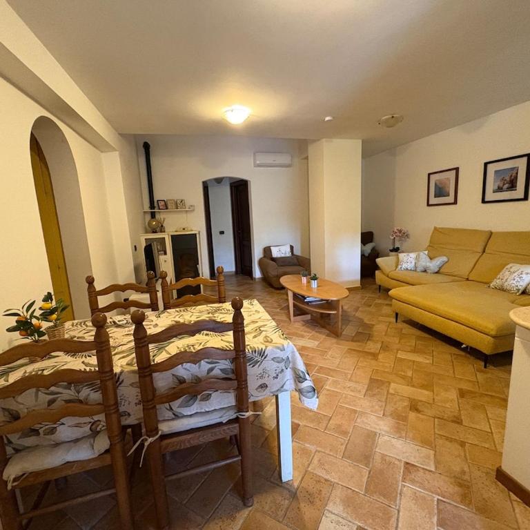 Charming Bracciano Home for a Peaceful Escape - Appartamento con 2 Camere da Letto - 9