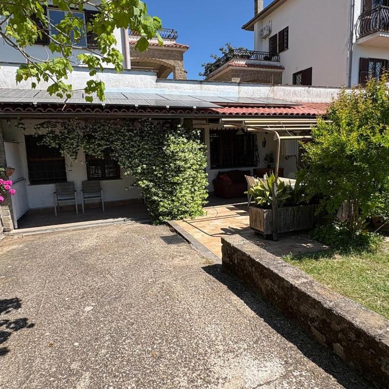 Charming Bracciano Home for a Peaceful Escape - Appartamento con 2 Camere da Letto - 18