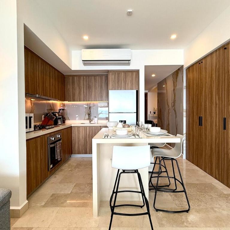 Oceanview 1BR Breakfast Rooftop Pool & Gym - Apartamento de 1 dormitorio - 68
