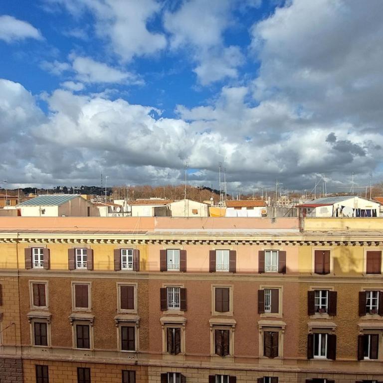 Charming Vatican apartment 150m2 - 1600sq ft - Appartamento con 3 Camere da Letto - Piano Alto - 15
