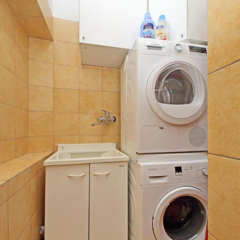 Charming Vatican apartment 150m2 - 1600sq ft - Appartamento con 3 Camere da Letto - Piano Alto - 18