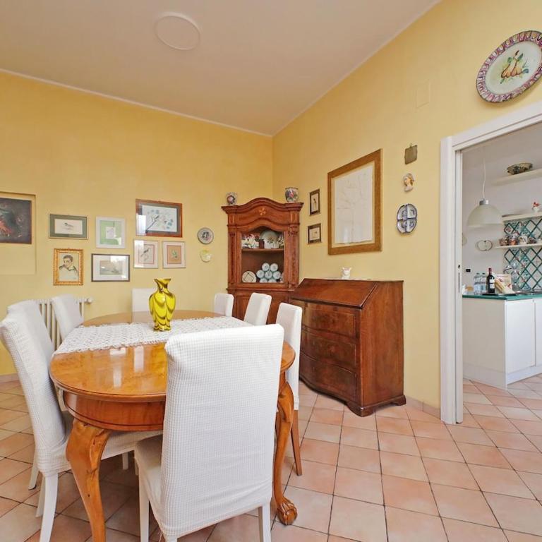 Charming Vatican apartment 150m2 - 1600sq ft - Appartamento con 3 Camere da Letto - Piano Alto - 35