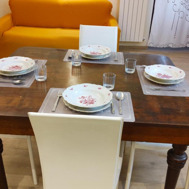 La Suite di San Rufino by MyAssisiSuite - Dormi in una Casa del '400 - 75 mq, RARO PIANO TERRA senza Barriere Architettoniche - 2 Veri Letti Matrimoniali, Zero Divani Letto - LIVE CHECK-IN, No Key Box, 2 Real Beds - Mówimy po polsku - Appartamento Superior - 4