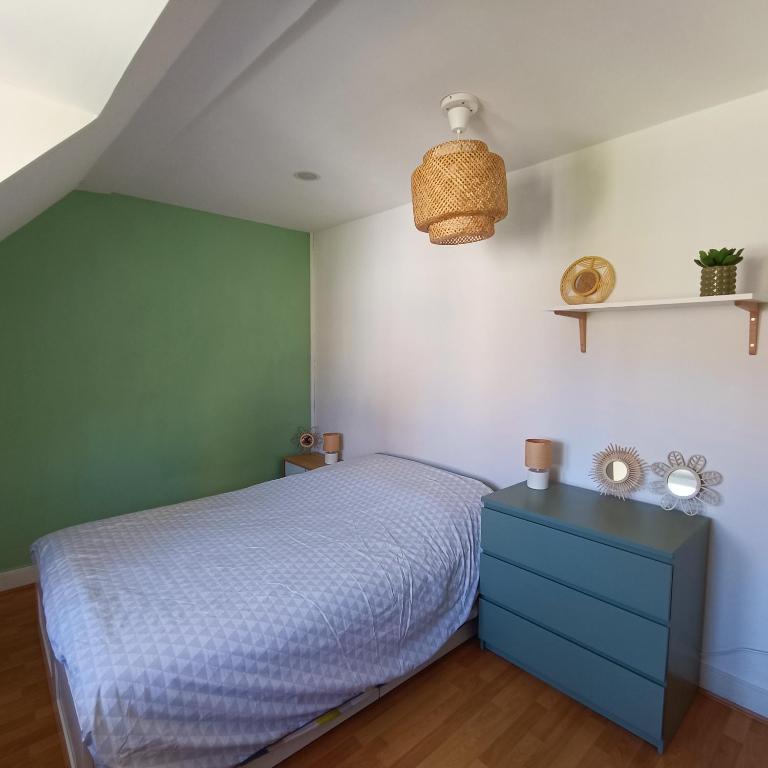 3-room apartment with balcony 10 minutes from the center - Appartement 2 Chambres - 9