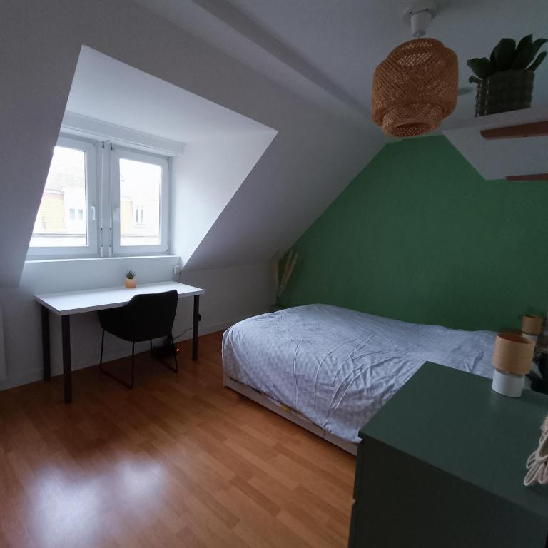 3-room apartment with balcony 10 minutes from the center - Appartement 2 Chambres - 6