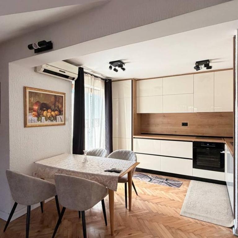 Stan u Budvi - Two-Bedroom Apartment - 4