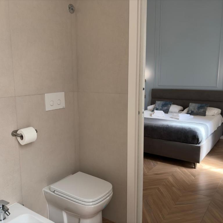 Sciòrooms - Camera Matrimoniale con Bagno Privato - 11