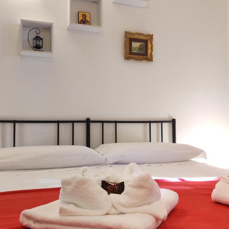 La Suite di Santa Chiara by MyAssisiSuite - Dormi in una Casa del '400 - 125 mq, RARO PIANO TERRA - 3 Veri Letti Matrimoniali, Zero Divani Letto - LIVE CHECK-IN, No Key Box, 3 Real Beds, Jacuzzi - Mówimy po polsku - Appartamento Deluxe con 2 Camere da Letto - 11