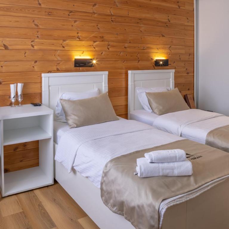 Hotel Enigma - Dvokrevetna Soba sa Zasebnim Krevetima - 1
