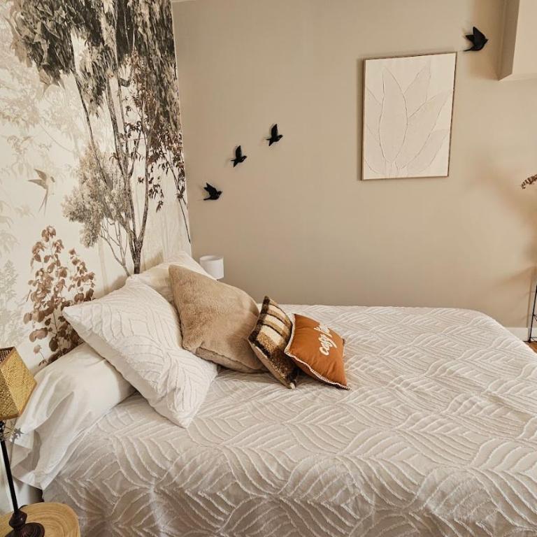 Auprès du Parc, votre pied-à-terre pour le circuit des 24 Heures du Mans - Chambre Double avec Salle de Bains Privative - 1