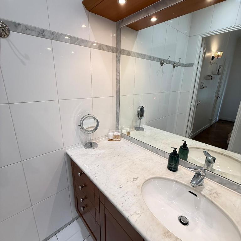 Elegant 2 Bedroom Apartment Arc de Triomphe - Appartement 2 Chambres - 27