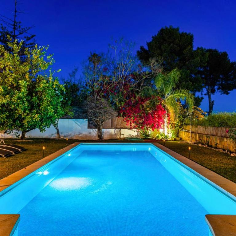 Villa 10 Luxe by Lirios Village Marbella - Superb Location and Heated Pool - Casa de 8 dormitorios - 5